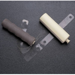 Couteau courbé KINGS HOMECRAFT avec manche à lanière