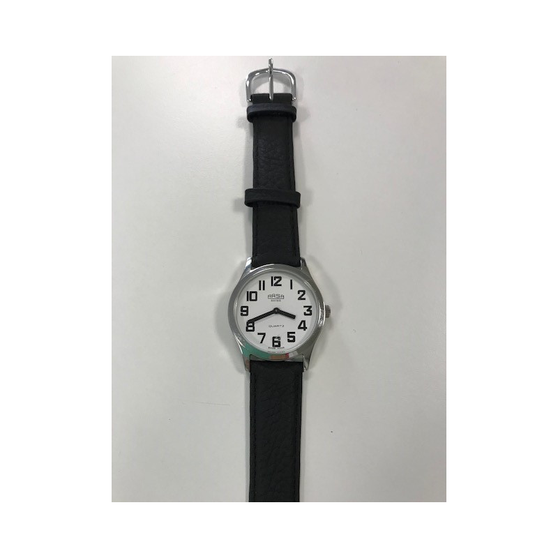 Montre pour femme grands chiffres noirs sur fond blanc